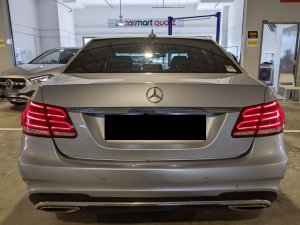Mercedes Benz E250 Sedan Edition E (R18 Led)