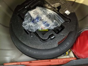 Hyundai HD Avante 1.6 M (COE Till 03/2029)