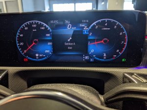 Mercedes Benz Cla180 Coupe Progressive