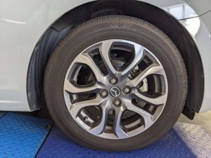 Mazda 2 Hatchback 1.5 AT Deluxe 2wd