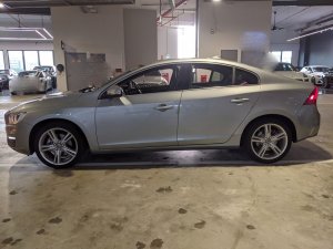 Volvo S60 T2