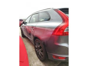Volvo Xc60 T6 3.0l At Abs D/ab Hid 4wd 5dr Tc (COE Till 04/2030)