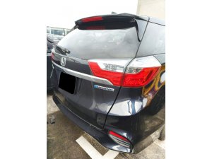 Honda Shuttle 1.5 Auto (Hybrid)