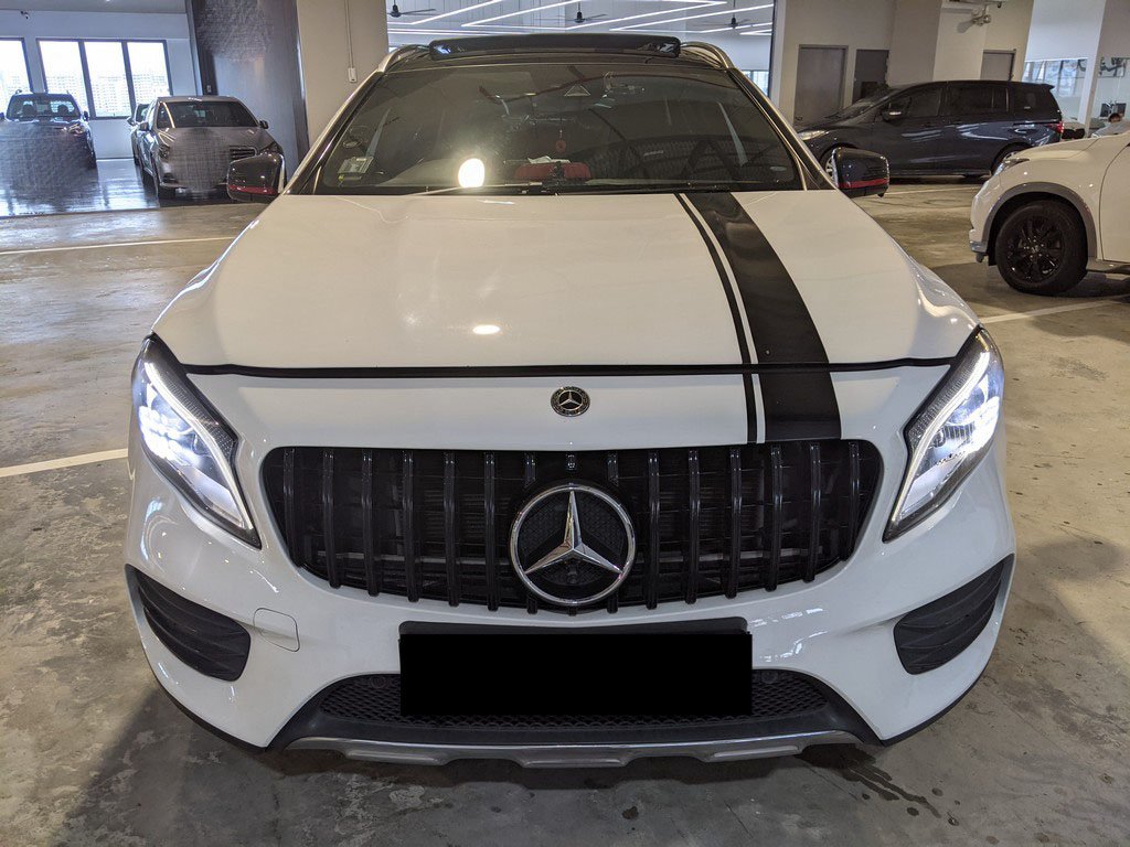 Mercedes Benz Gla200 Amg Line Auto
