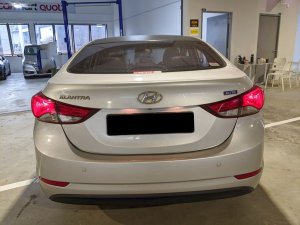 Hyundai Elantra 1.6 At Abs D/ab 2wd 4dr
