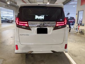 Toyota Alphard 2.5 Sc Cvt