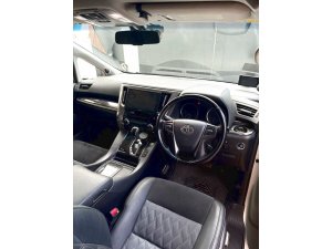 Toyota Alphard 2.5 Sc Cvt