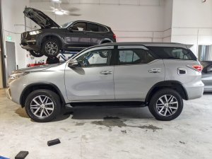 Toyota Fortuner 2.7 At