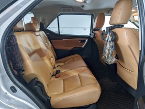 Toyota Fortuner 2.7 At