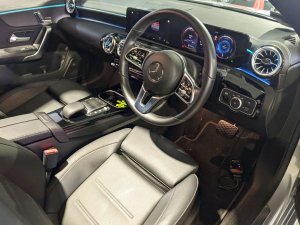 Mercedes Benz Cla180 Coupe Progressive Sunroof