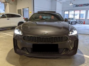 Kia Stinger 2.0a 2wd Sunroof