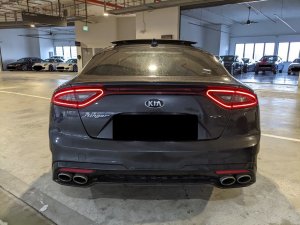 Kia Stinger 2.0a 2wd Sunroof