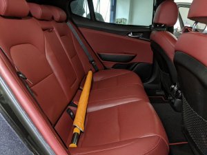 Kia Stinger 2.0a 2wd Sunroof