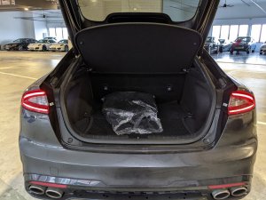Kia Stinger 2.0a 2wd Sunroof