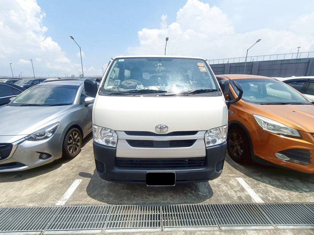 Toyota Hiace 2.0a