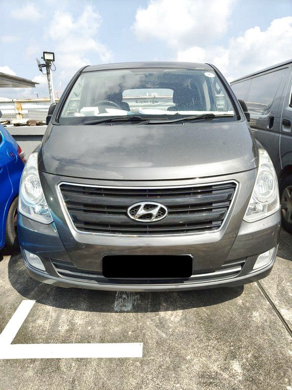 Hyundai H1 Starex 2.5 Crdi Mt Abs Airbag 2wd (COE Till 03/2029)
