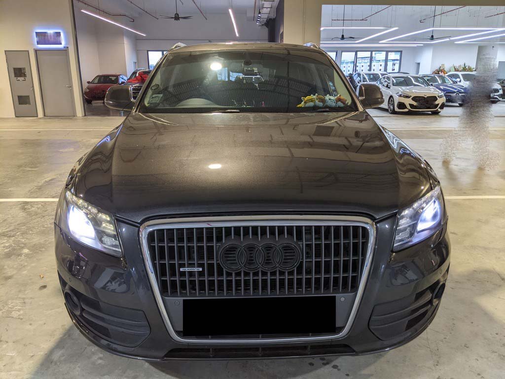 Audi Q5 2.0L Tfsi Quattro AT D/AB Hid 4wd 5dr (COE Till 11/2029)