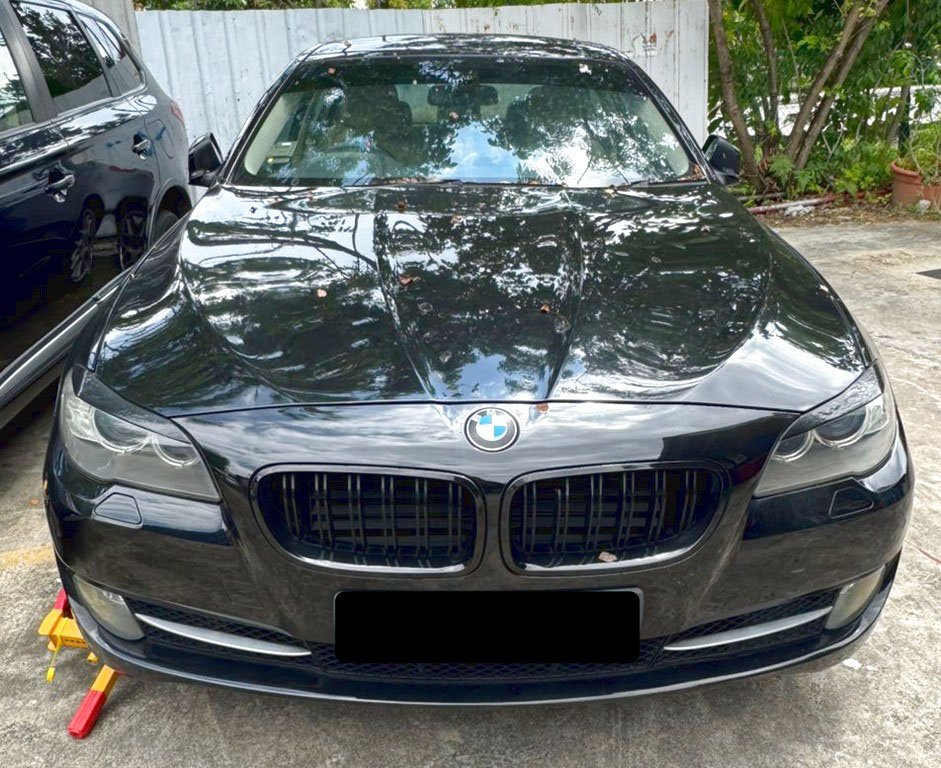 BMW 523i 2.5 At D/ab 2wd 4dr Gas/d Nav Sr (COE Till 12/2030)
