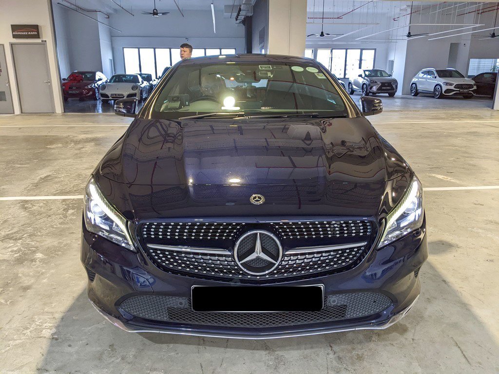 Mercedes Benz Cla180 Sb Urban (r18 Led)