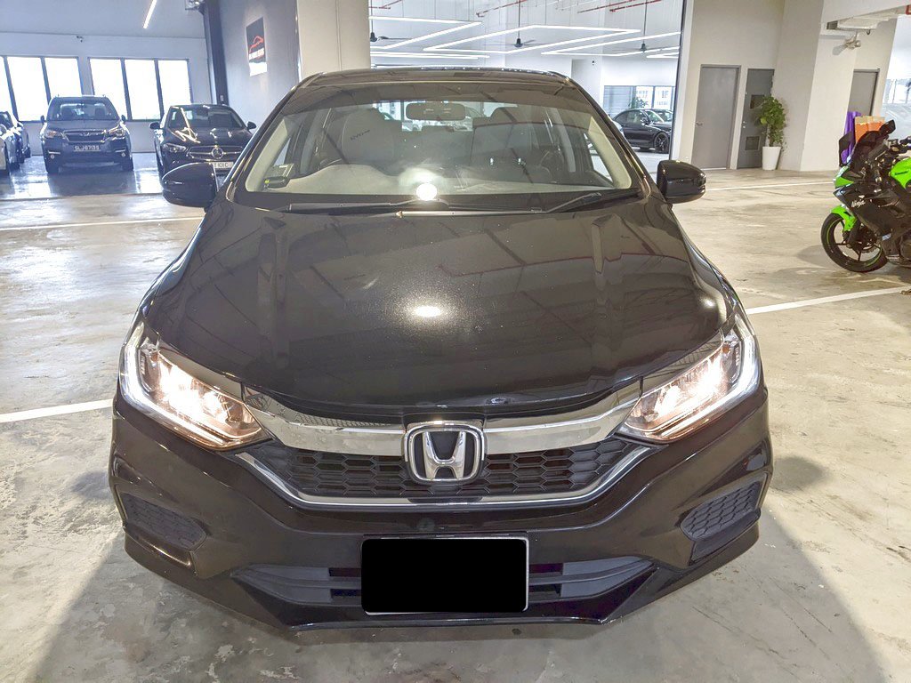 Honda Grace 1.5dx Auto (Hybrid)