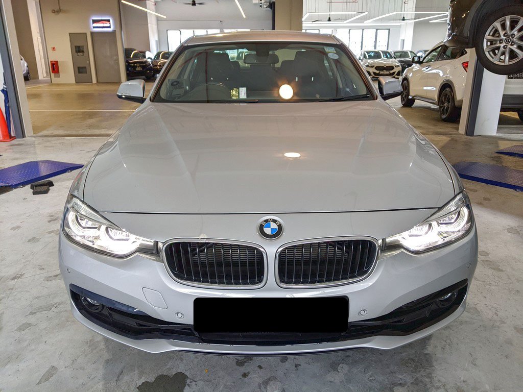 BMW 318i Led Nav Shad. Light