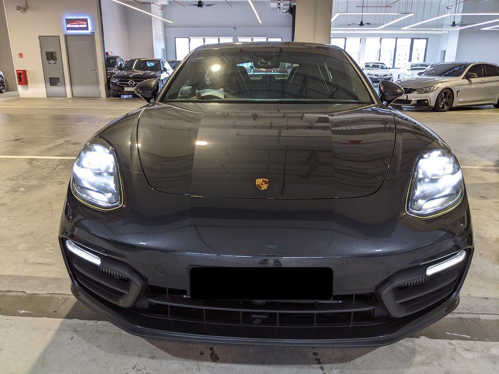 Porsche Panamera Ii  4+1 (971)