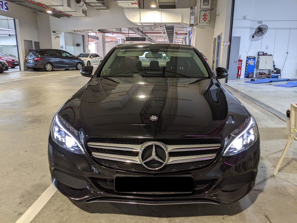 Mercedes Benz C250 Avantgarde (r18 Led)