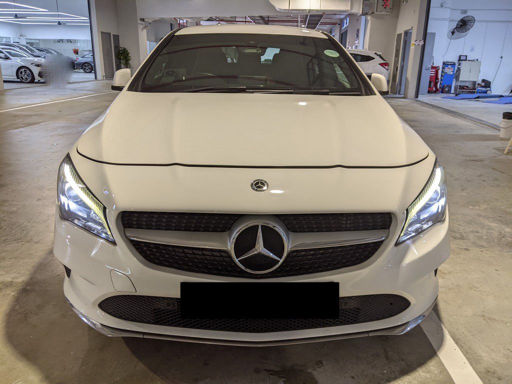 Mercedes Benz Cla180 Coupe Urban (r18 Led)