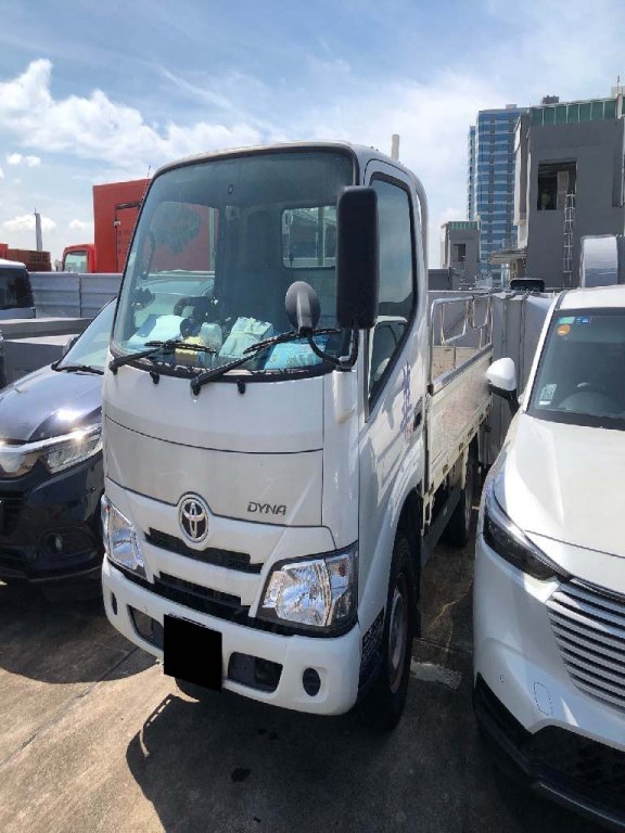 Toyota Dyna 150 5MT