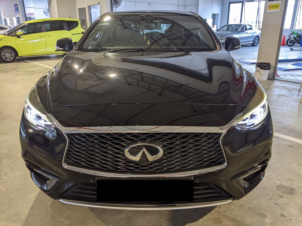 Infiniti Q30 1.5d Premium Dct