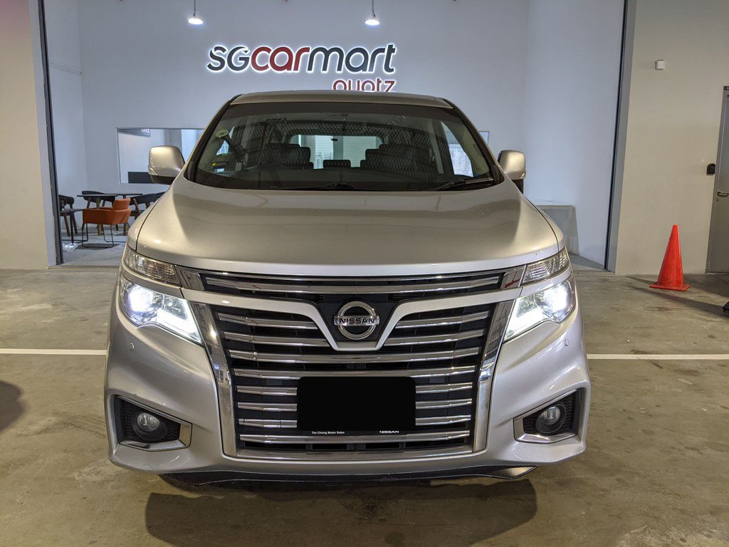 Nissan Elgrand Highway Star 2.5 Mcvt 8ab Led