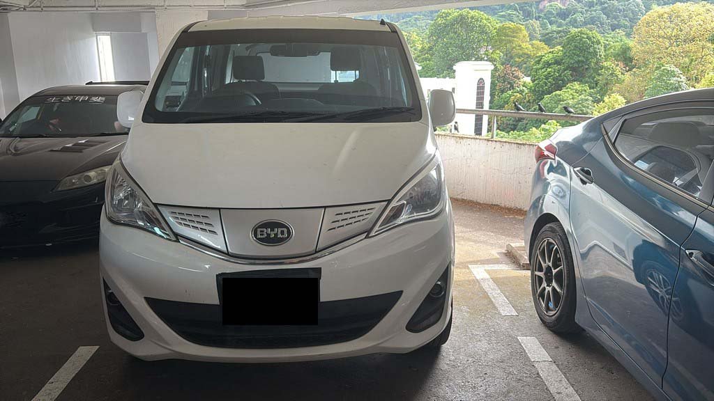 Byd T3 (Electric Vehicle)