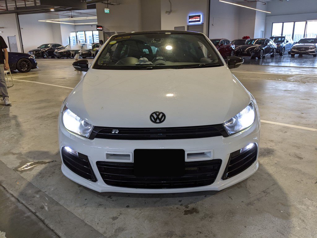 Volkswagen Scirocco 1.4l At Tsi 1372q5 (COE Till 12/2030)