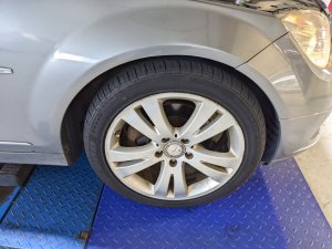 Mercedes Benz C180k (COE Till 08/2028)