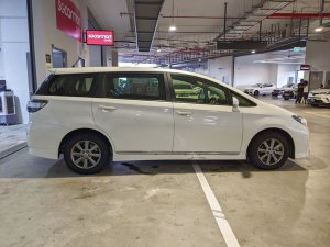 Toyota Wish 1.8 Cvt