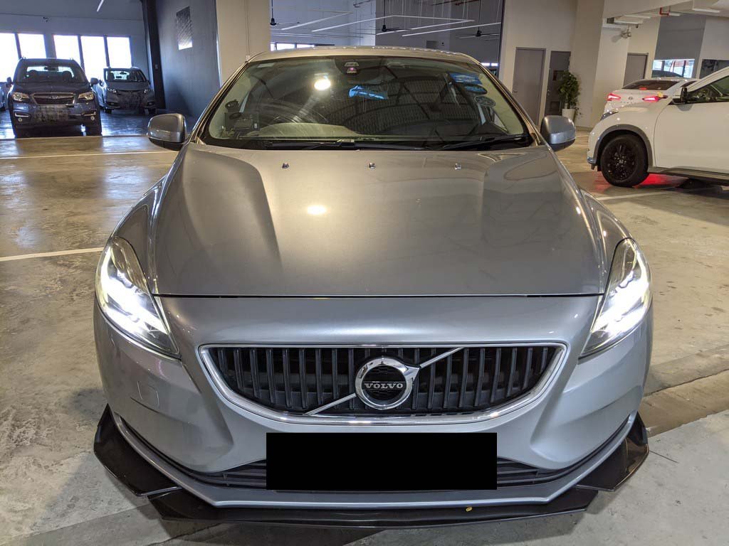 Volvo V40 T2 (A)