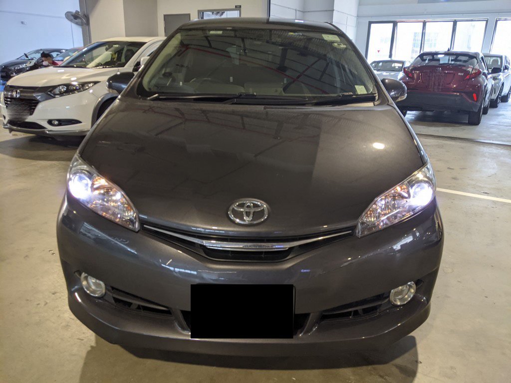 Toyota Wish 1.8 Cvt