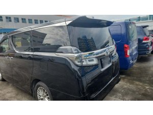 Toyota Vellfire Hybrid 2.5Z Cvt (Hybrid)