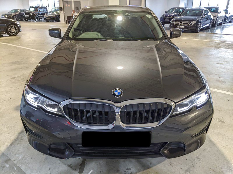 BMW 318i Adpt Led Hl Sportline