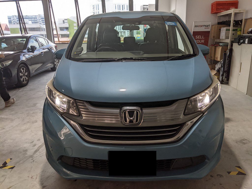 Honda Freed 1.5g Auto (Hybrid)