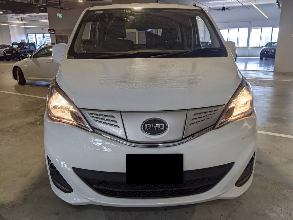 Byd T3 (Electric Vehicle)