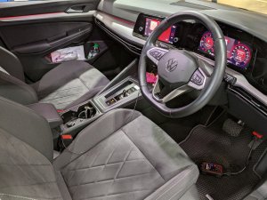 Volkswagen Golf Life Plus 1.5 Etsi (Hybrid)