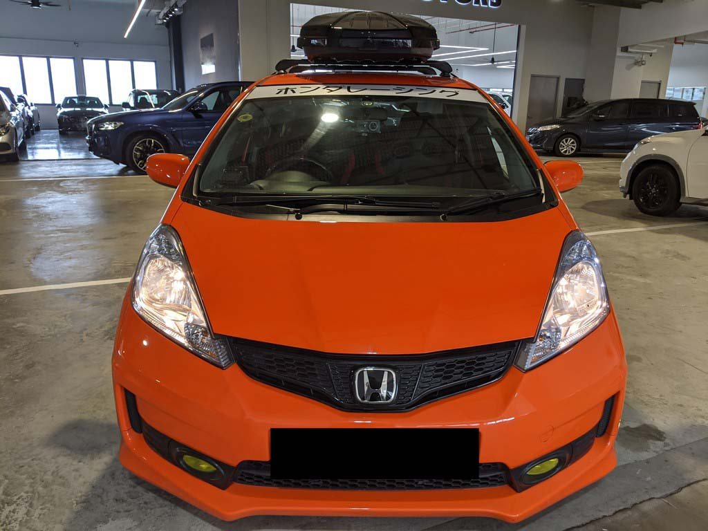 Honda Jazz GLI 1.3 A (COE Till 04/2029)