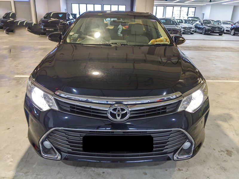 Toyota Camry 2.5 Auto