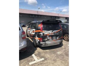 Toyota Isis 1.8lx A
