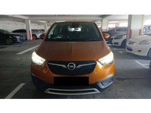 Opel Crossland X B12xht At