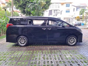 Toyota Alphard 2.5 Sr C Package Cvt (Hybrid)