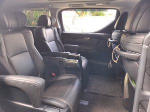 Toyota Alphard 2.5 Sr C Package Cvt (Hybrid)