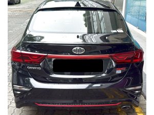 Kia Cerato 1.6(A) Sunroof