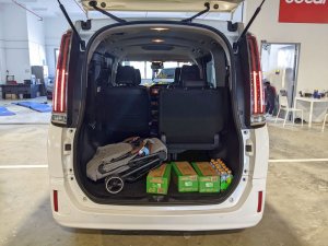 Toyota Noah 1.8x Cvt (Hybrid)